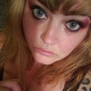 Meet your Posher, Danica